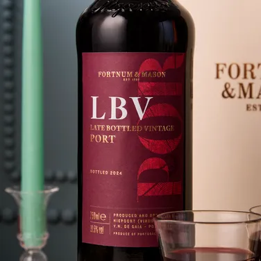 The Champagne & Port Gift Box