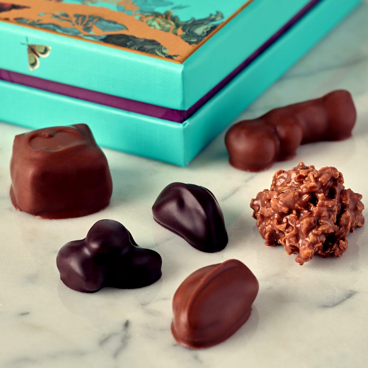 Fortnum's Chocolate Nut Selection, 240g