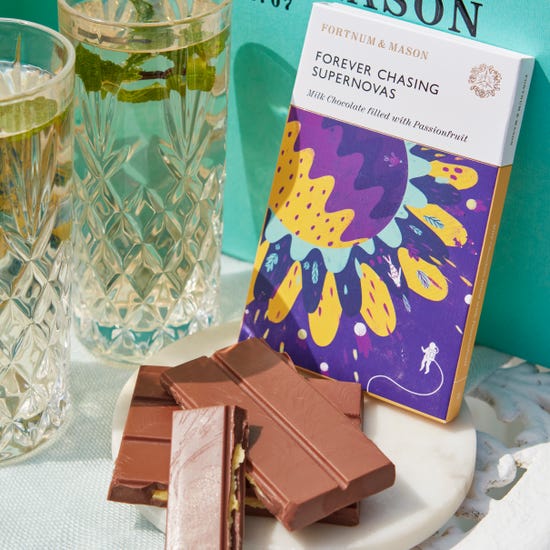 Milk Chocolate Passionfruit Filled Bar, 120g product image