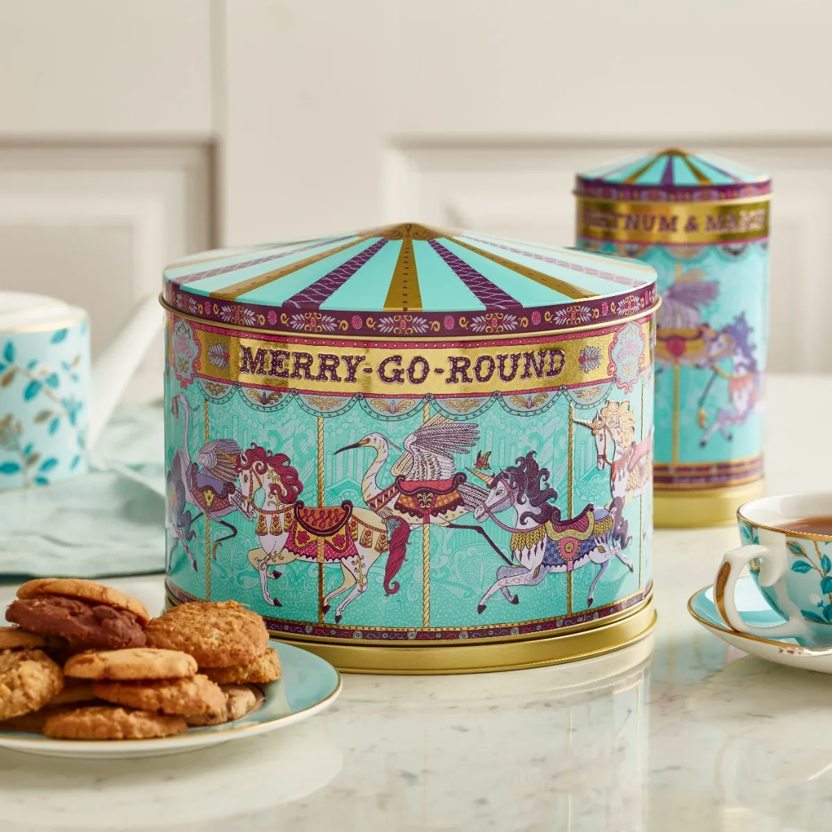 Merry Go Round Musical Biscuit Tin, 500g