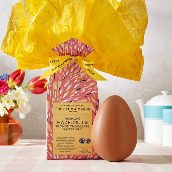 Piedmont Hazelnut & Blonde Chocolate Easter Egg, 190g product image
