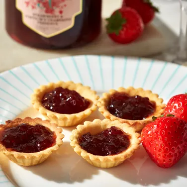 Strawberry & Fortnum's Champagne Preserve 200g