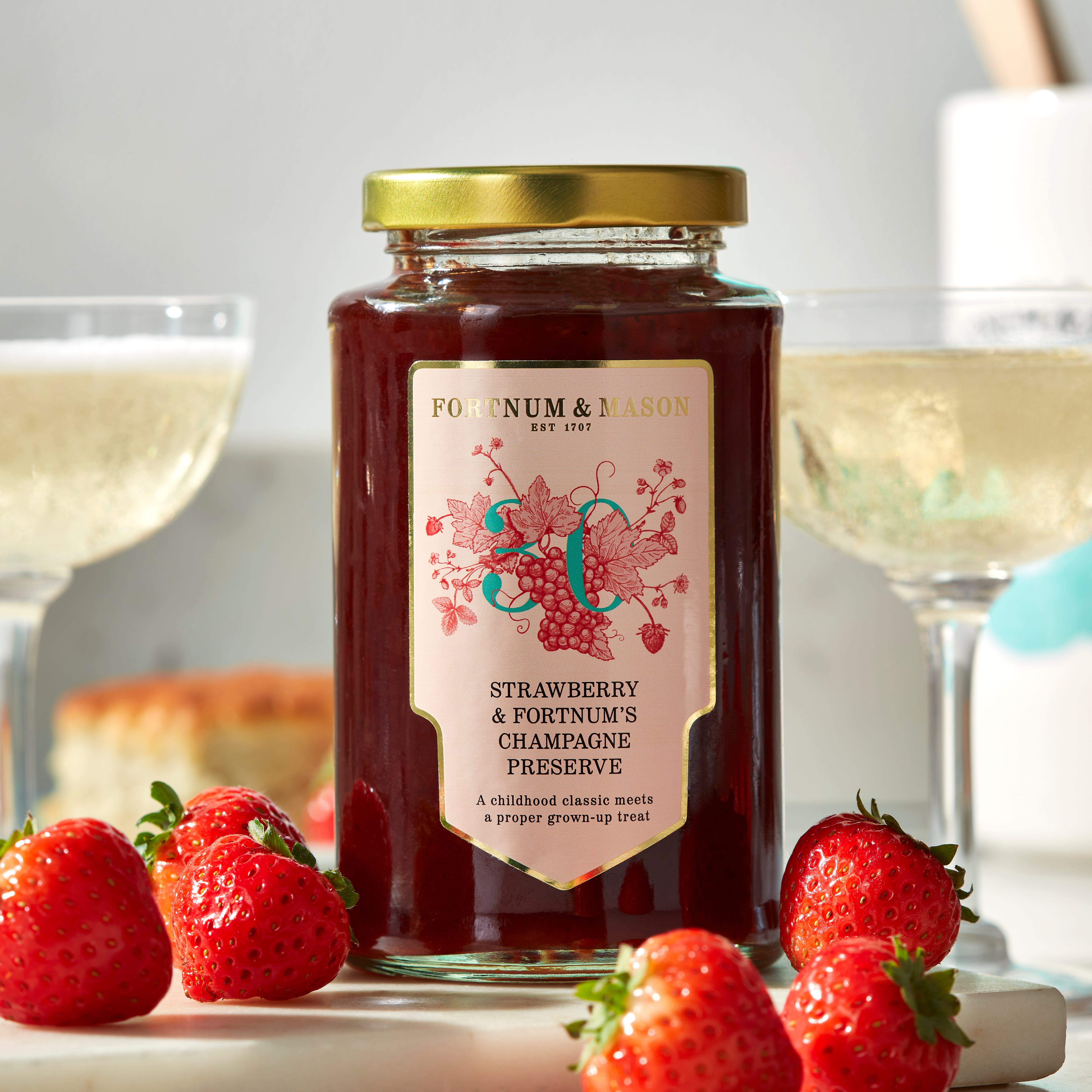 Strawberry & Champagne Preserve 340g product image
