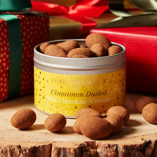 Cinnamon Dusted Milk Chocolate Almonds, 170g product image