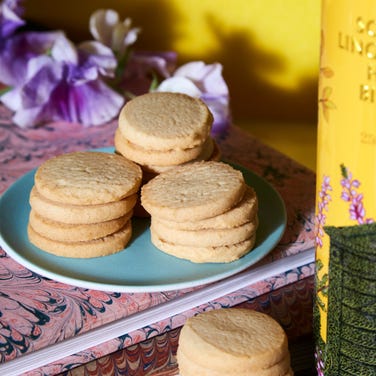 Fortnum's Coronation Scottish Ling Heather Honey Biscuits, 250g