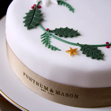 Iced Christmas Cake with Holly Decoration, 1.1kg