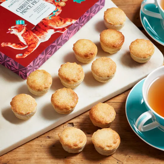 Christmas Petit Fours Mince Pies, 210g product image