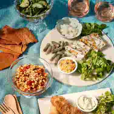 The Piccadilly Summer Picnic for 2