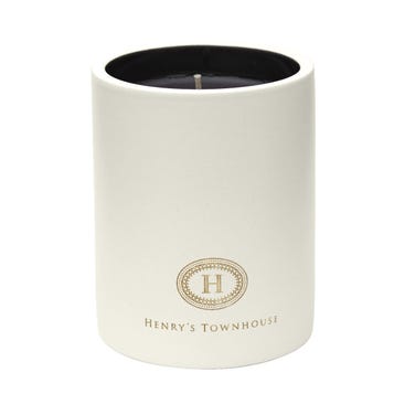 Henry's Townhouse The Carriage Snug Candle, 220g