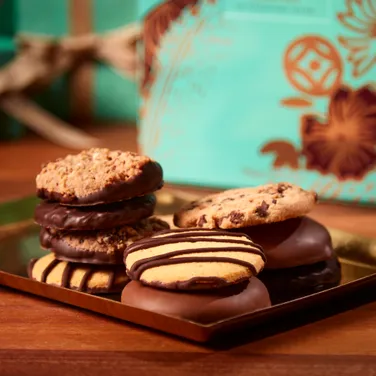 Piccadilly Chocolate Biscuit Selection, 700g