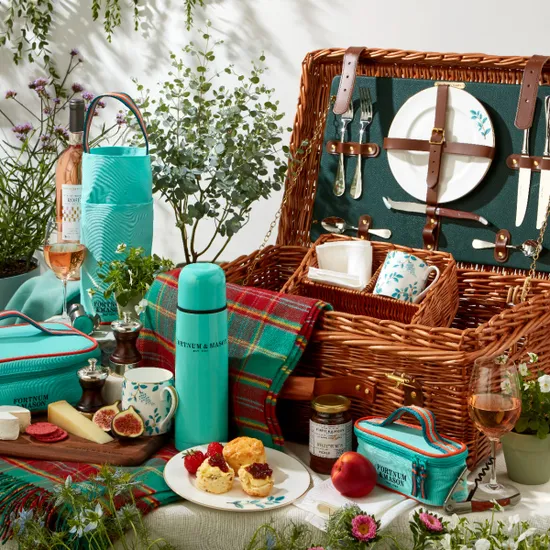 Fortnum's Camellia White Wicker Hamper For Two product image