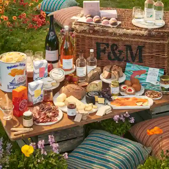 The King of Picnics Hamper product image