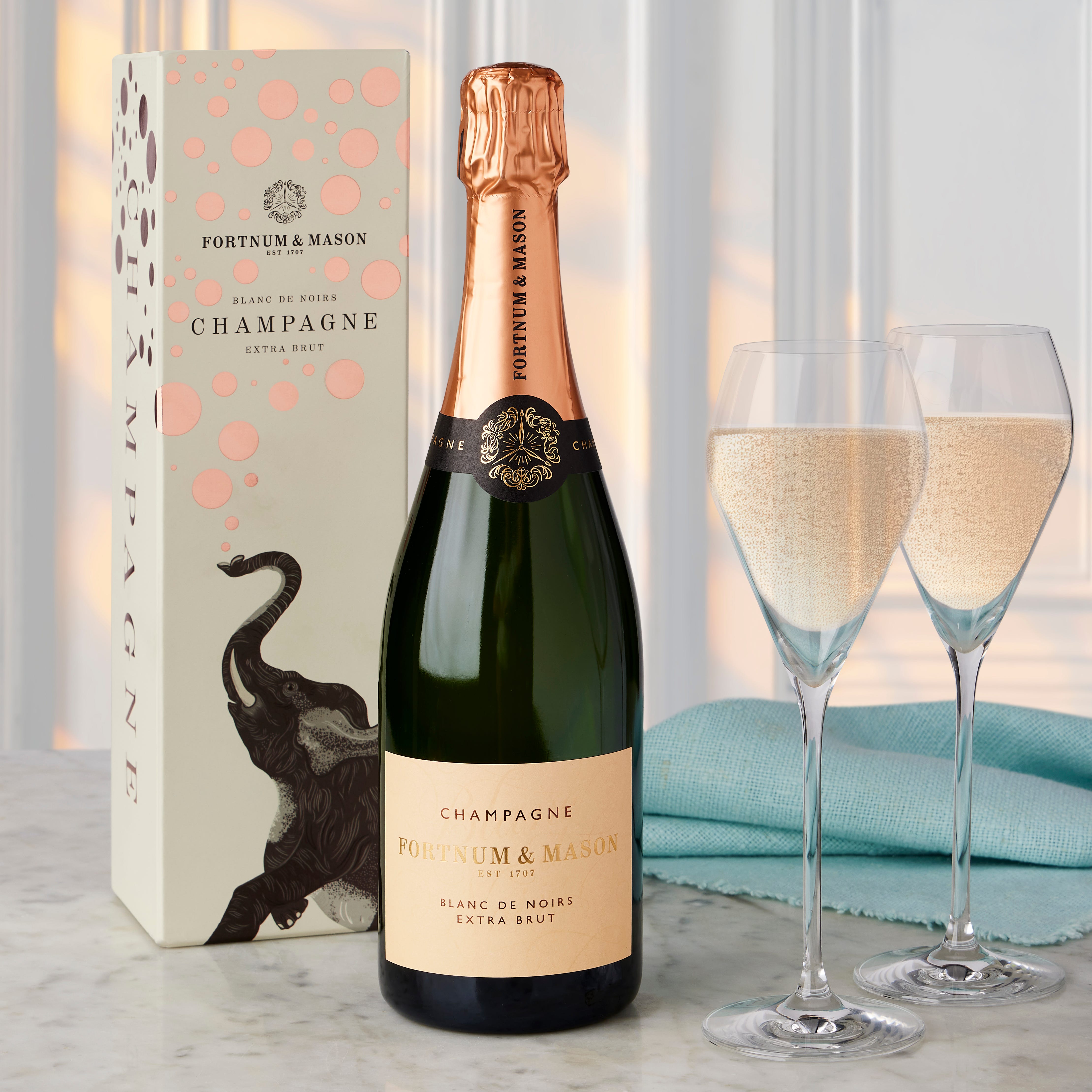 Blanc De Noirs Giftbox, Maison Bonnet, 75cl product image