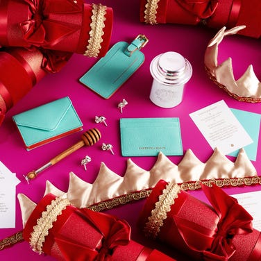 The Regal Crackers, Set of 6