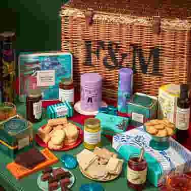 The Burlington Hamper