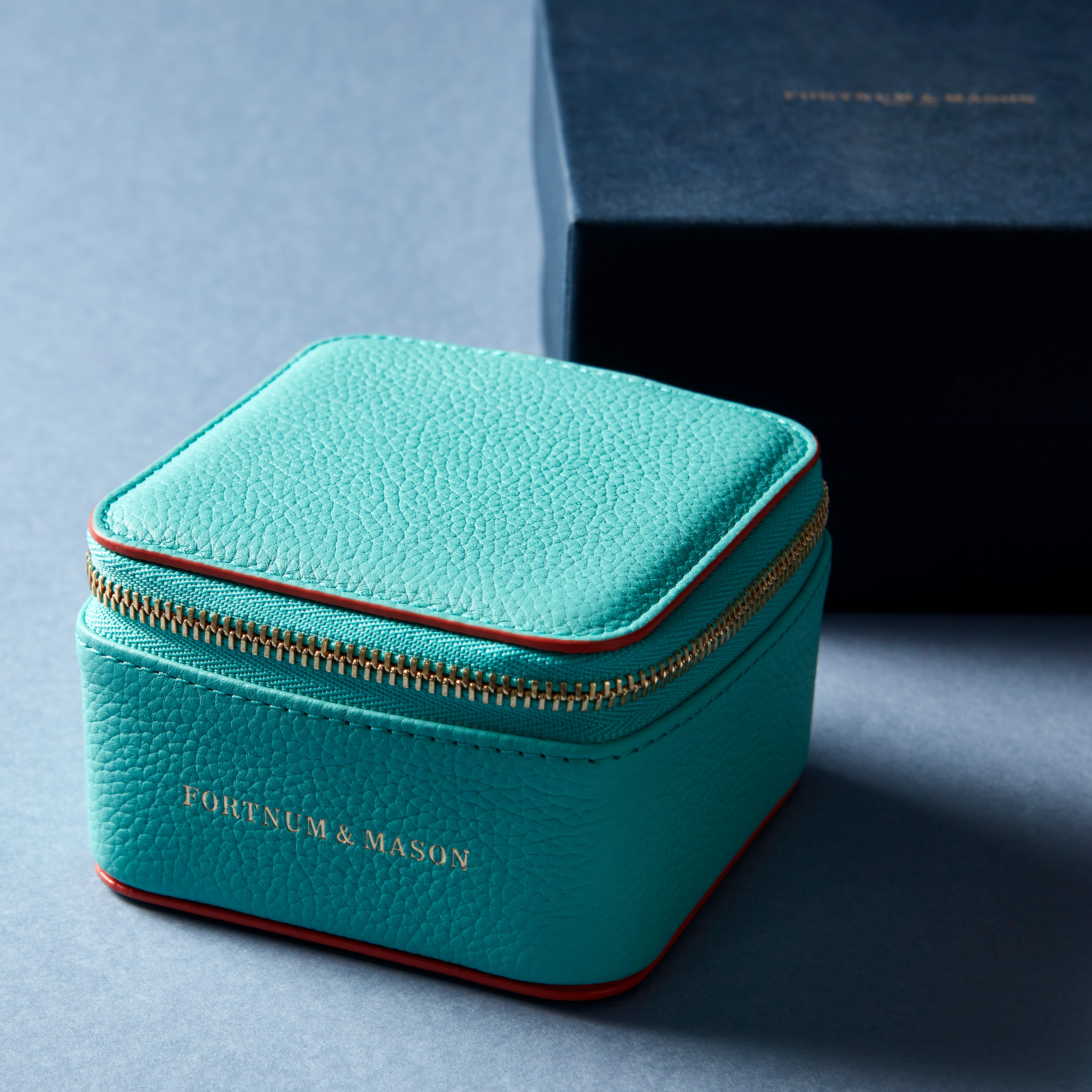 Fortnum's Small Travel Cube, Eau de Nil product image