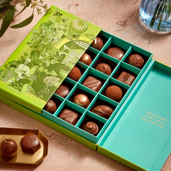 Fortnum's Favourites Alcohol Free Milk Chocolate Selection, 290g product image