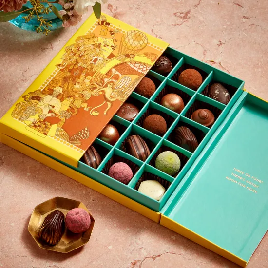 Fortnum's Favourites Milk, Dark & White Chocolate Selection, 290g product image