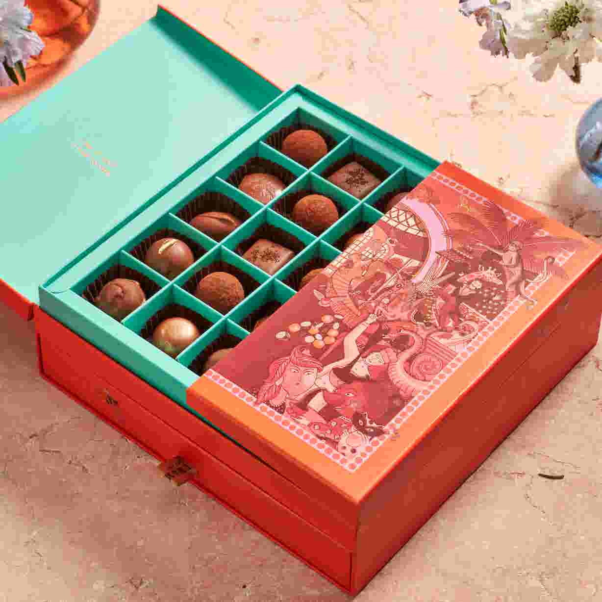 Fortnum's Favourites Alcohol Free Milk Chocolate Selection, 530g