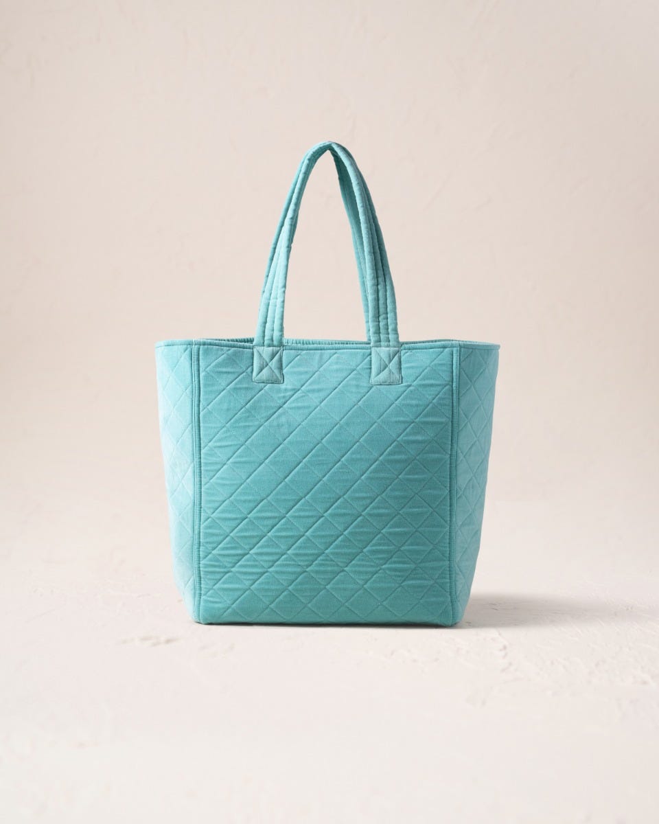 Elizabeth Scarlett Exclusive Honey Bee Tote Bag
