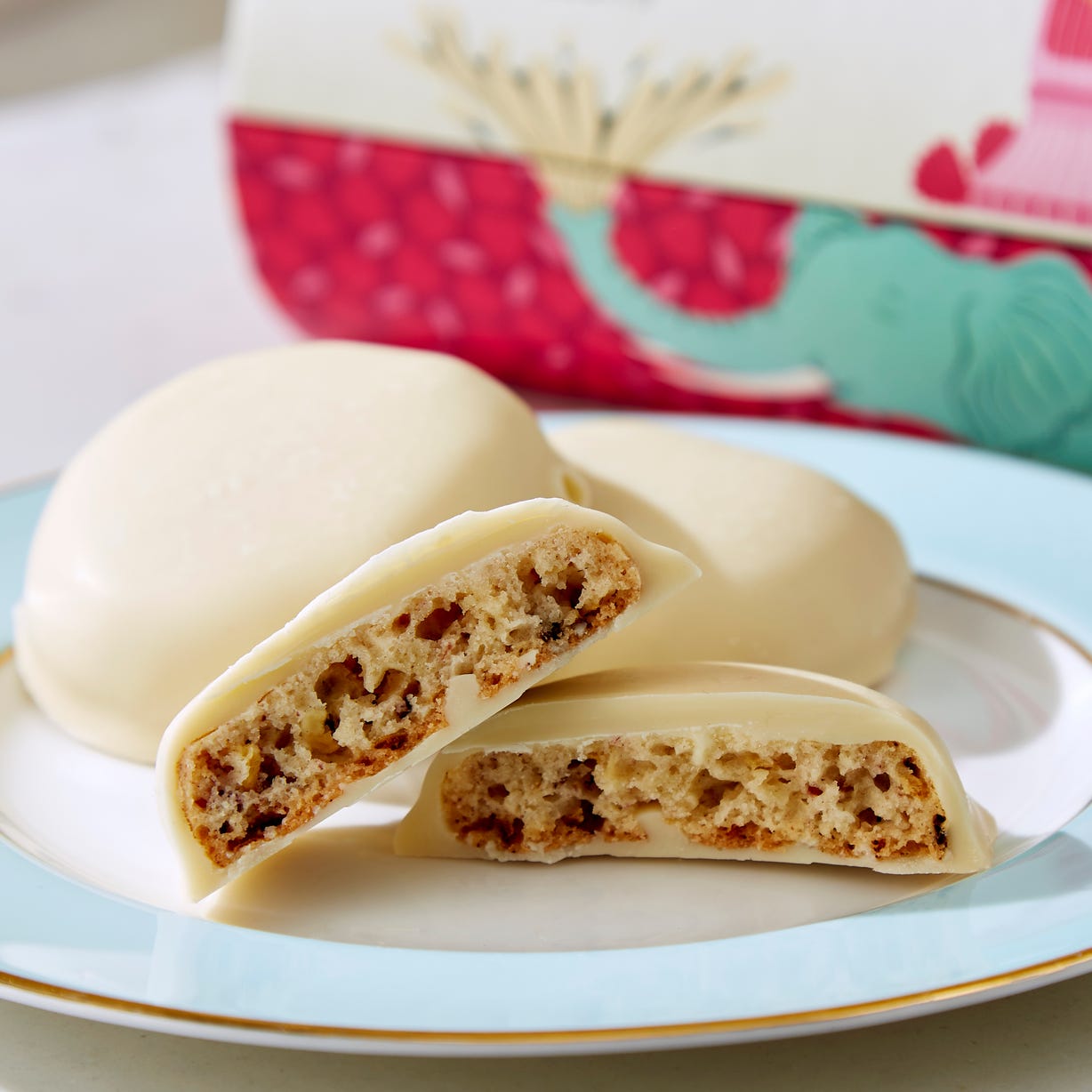 Knickerbocker Glory White Chocolate Coated Biscuits, 165g