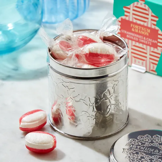 Strawberries & Cream Boiled Sweet Tin, 120g product image