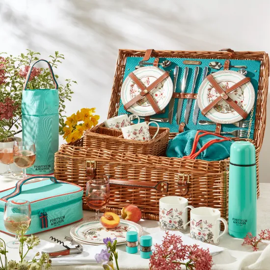 Fortnum's Wild Garden Wicker Hamper for Four product image