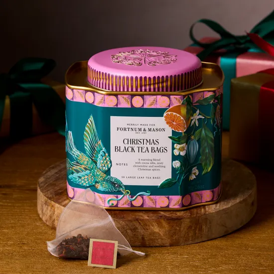 Christmas Black Tea Tin, 30 Silky Tea Bags, 75g product image