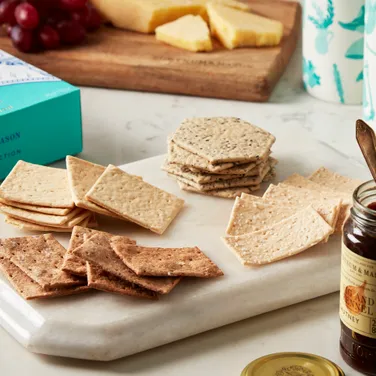 Savoury Biscuit Selection, 345g