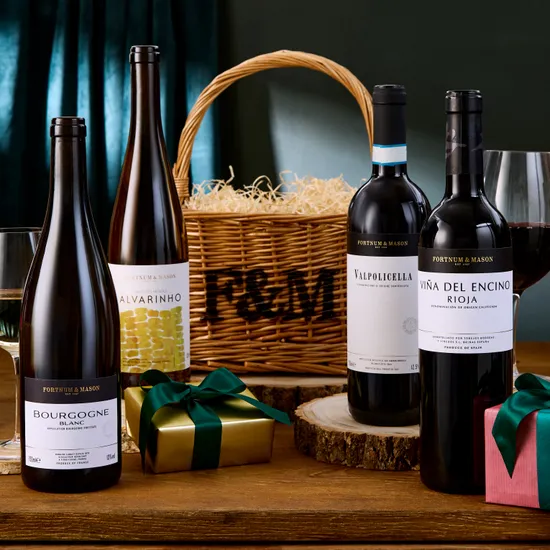 The Fortnum's Wine Quartet Wicker product image