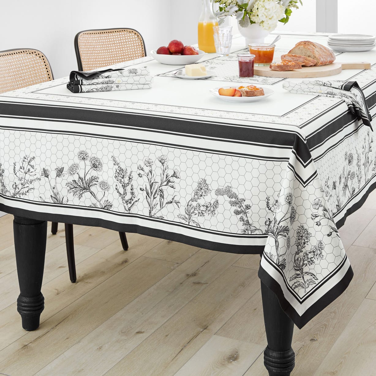 Williams Sonoma Honeycomb Tablecloth