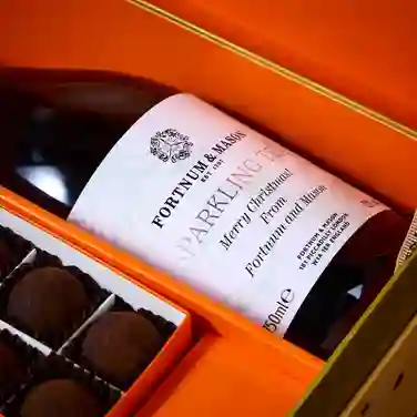 The Personalised Sparkling Tea Celebration Box