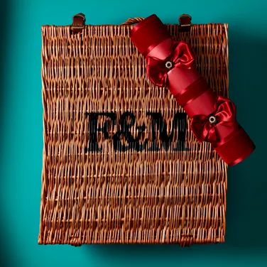 Cardinal Red Crackers