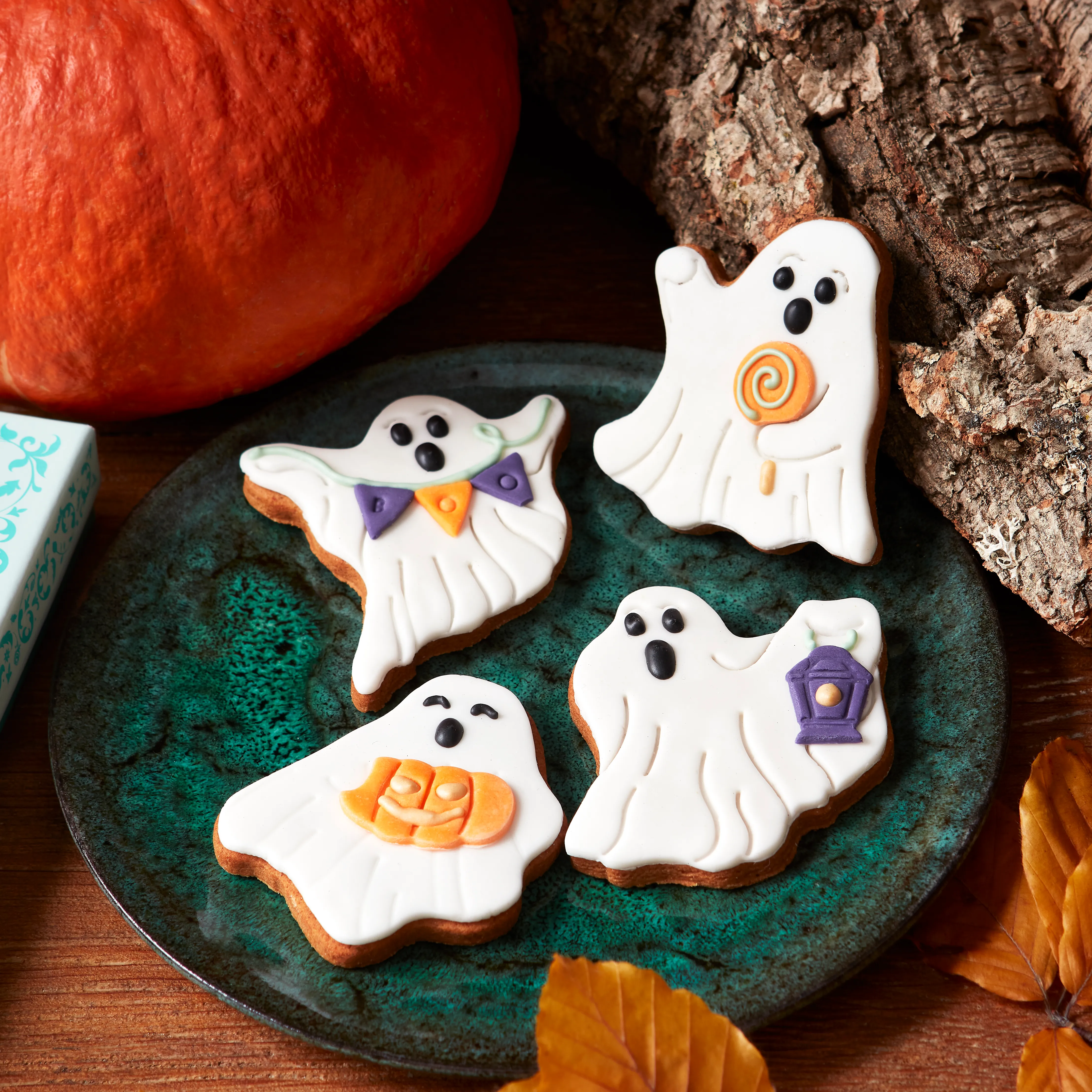 Ghastly Ghosts Iced Biscuits, Fortnum & Mason