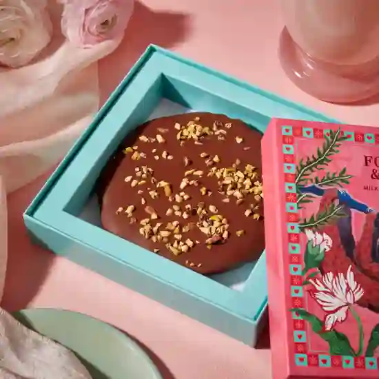 Milk Chocolate Pistachio & Kataifi Cake, 200g product image