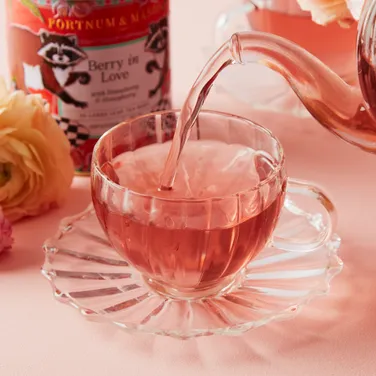 Berry in Love, 20 Silky Tea Bag Tin, 50g