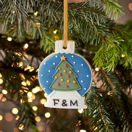 Christmas Snow Globe Iced Biscuit, 20g product image