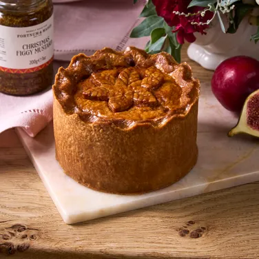 The Christmas Feast Pie, 790g