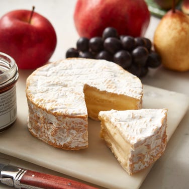 Truffled British Brie, 250g
