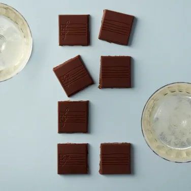 Milk Chocolate Marc de Champagne Filled Bar, 80g