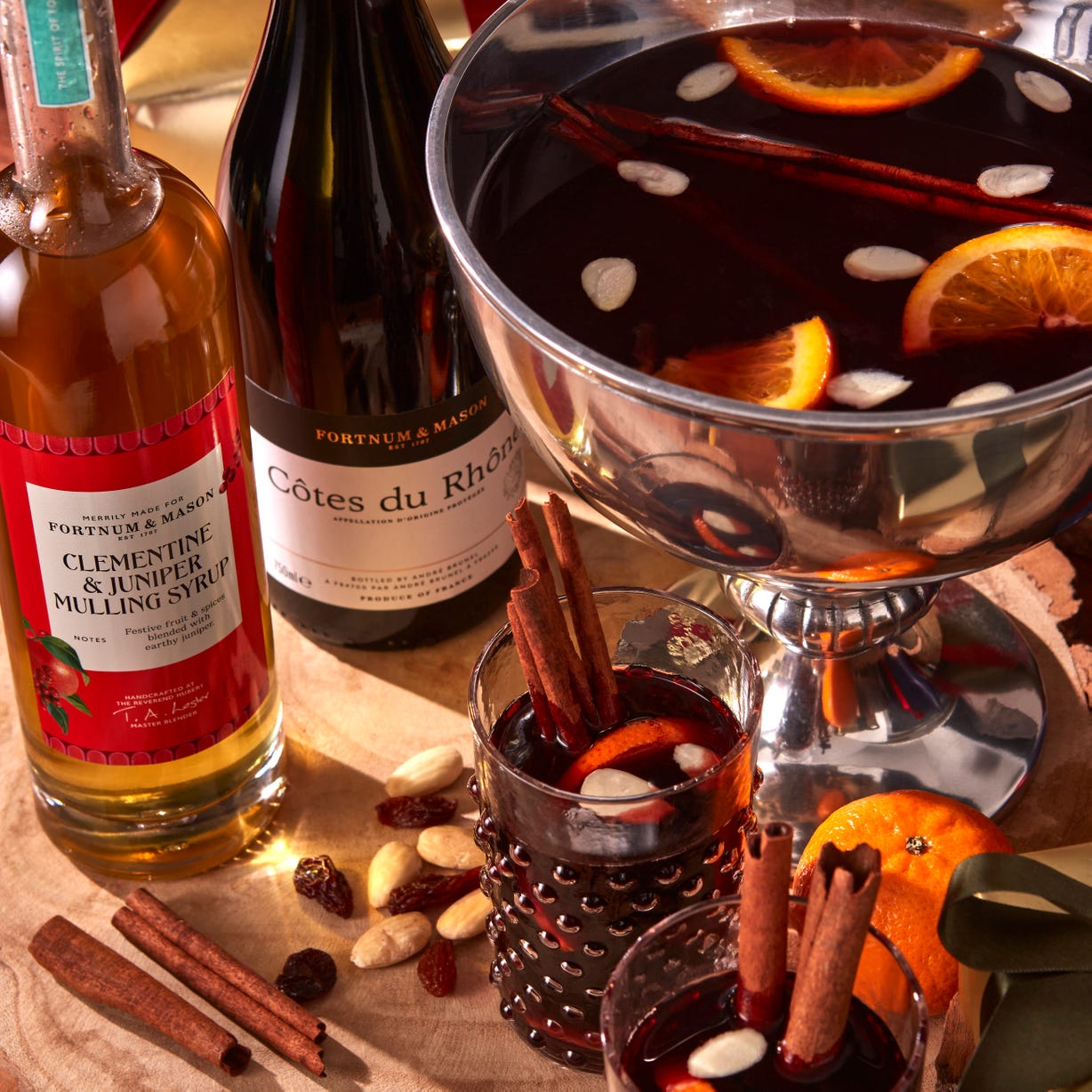 Clementine & Juniper Mulling Syrup & Côtes du Rhône Set