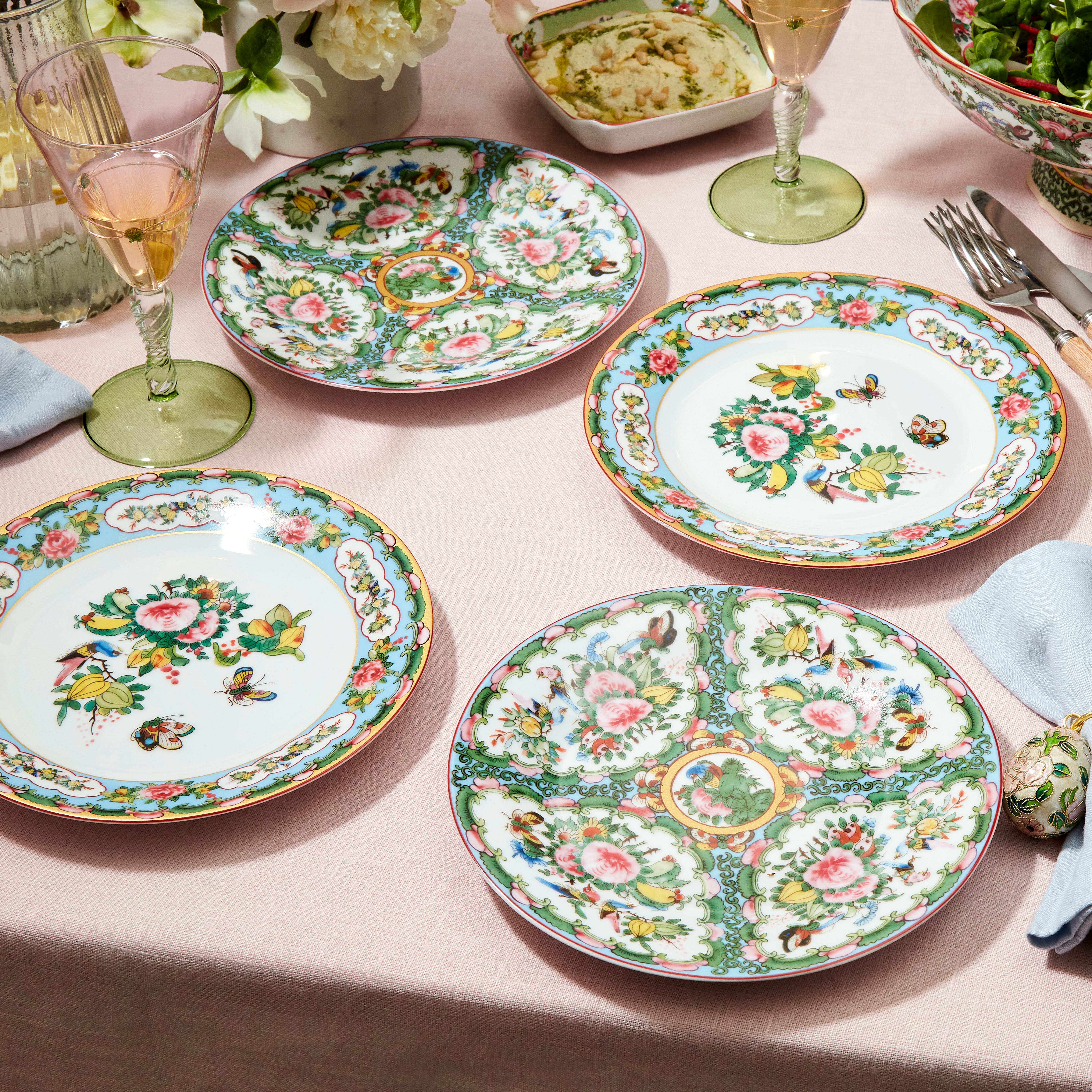 Williams Sonoma Famille Rose Blue Dinner Plate, Set of 4 product image