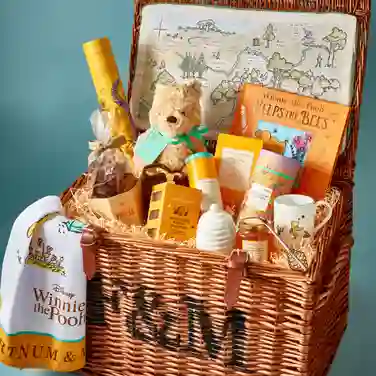 Disney Winnie the Pooh The Collector’s Hamper, Limited Edition