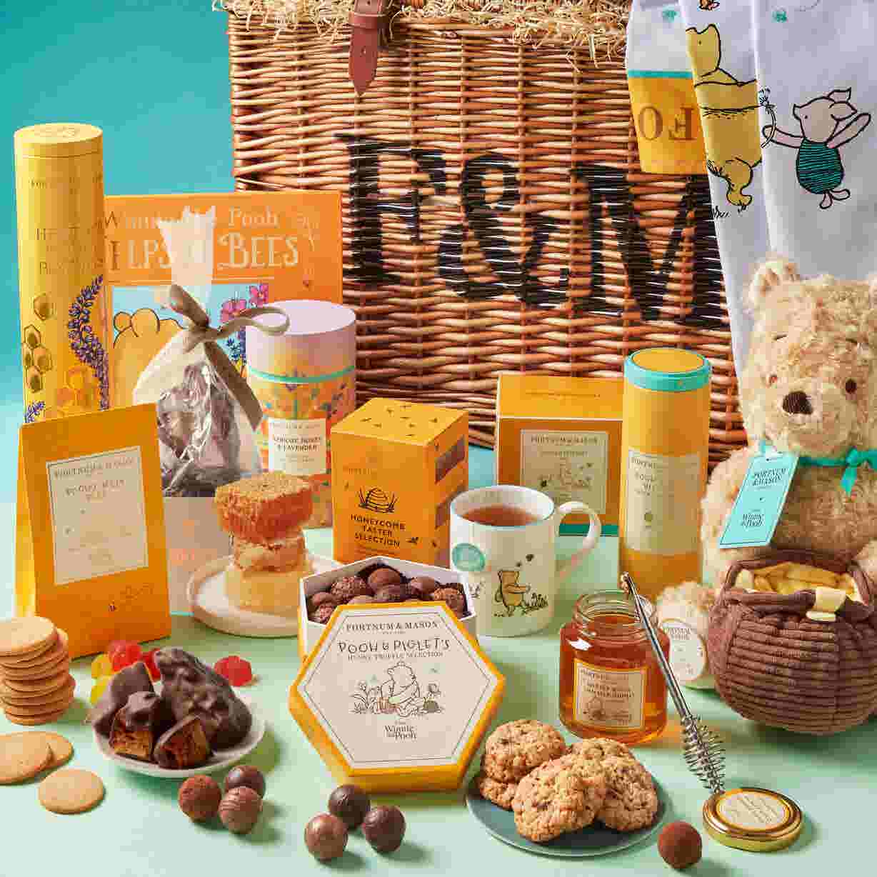 Disney Winnie the Pooh The Collector’s Hamper