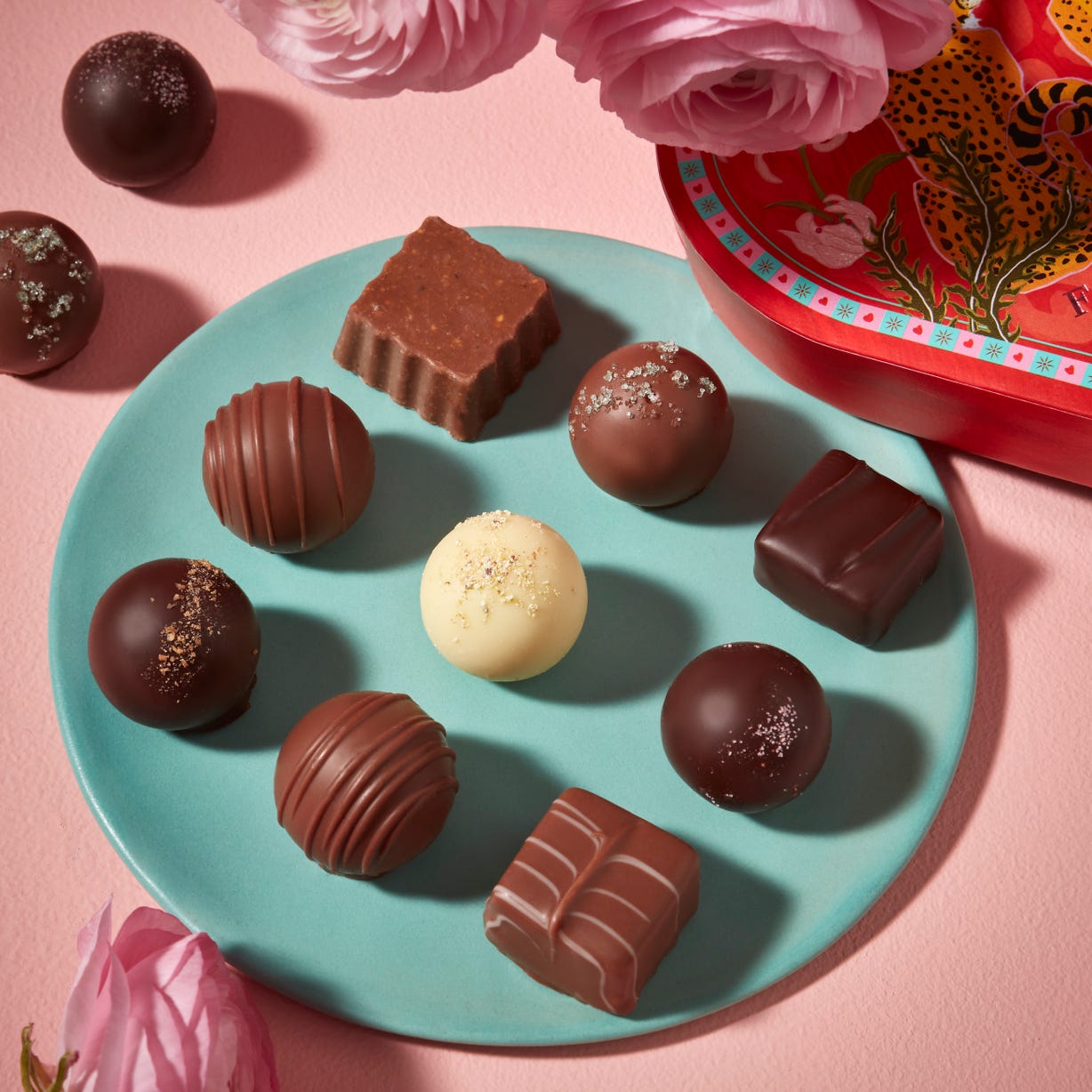 Heart Chocolate Selection Box, 135g