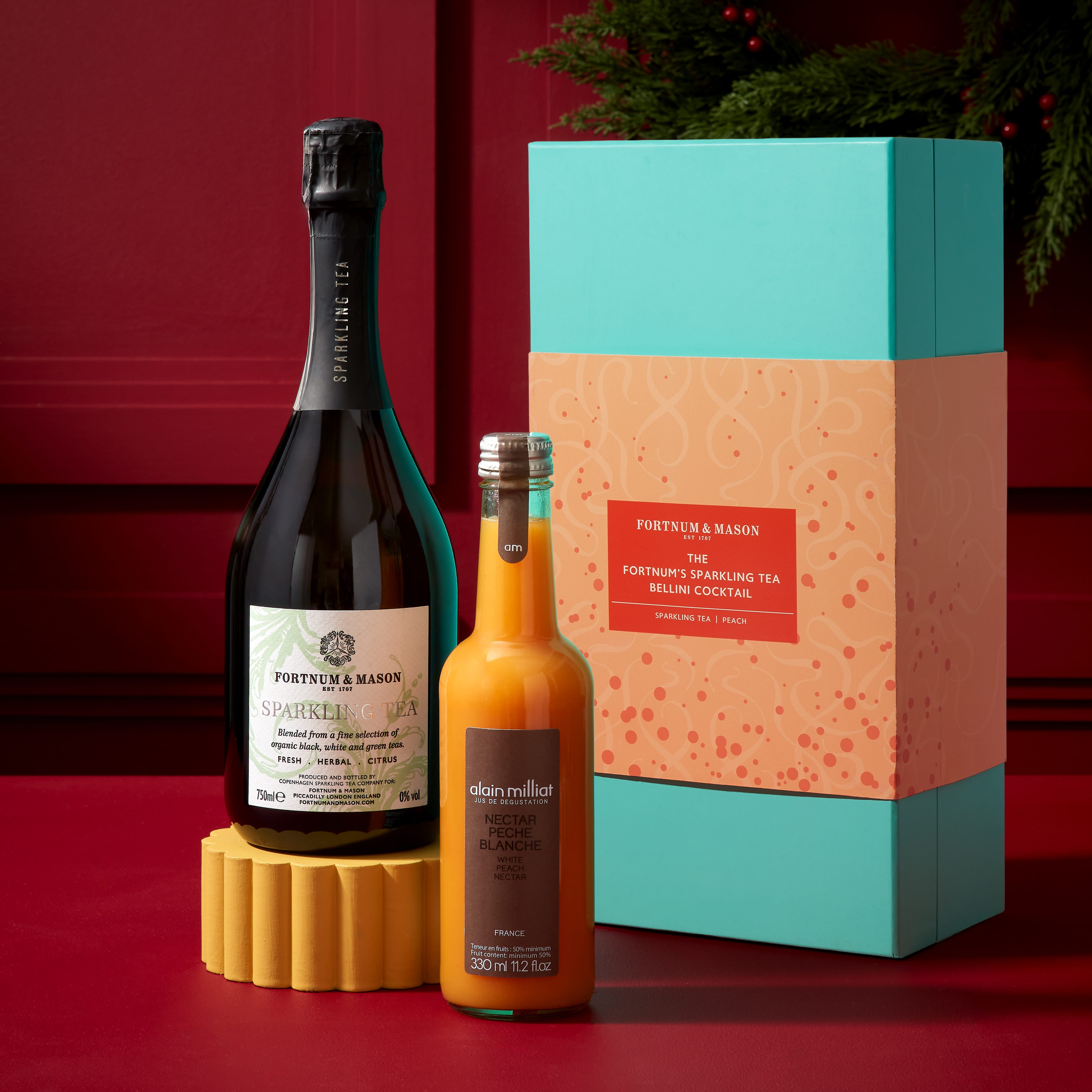 The Fortnum's Sparkling Tea Bellini Cocktail Box product image