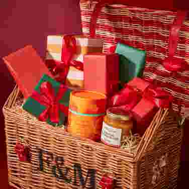 The Gingerbread House Hamper