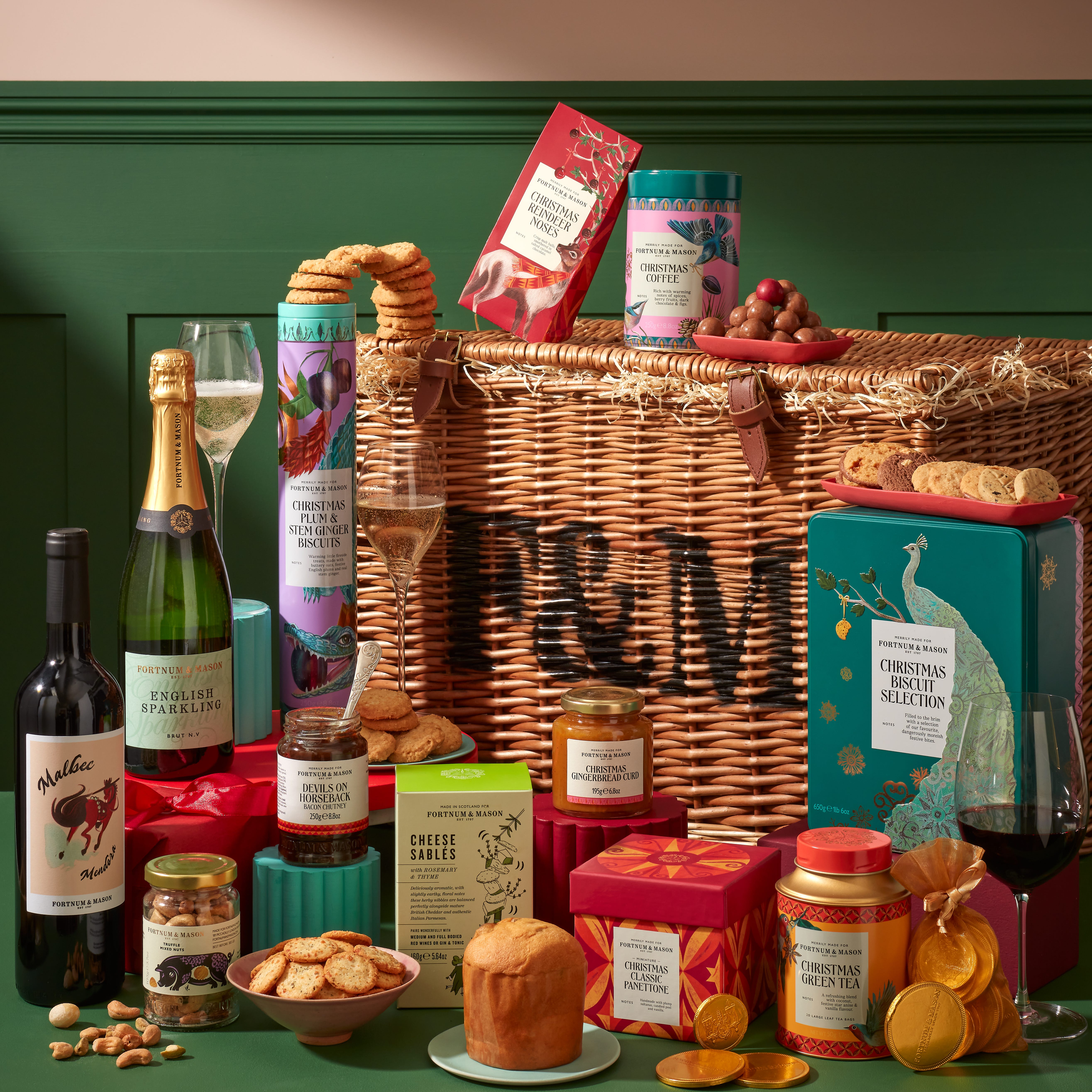 The Fortnum's Family Christmas Hamper product image