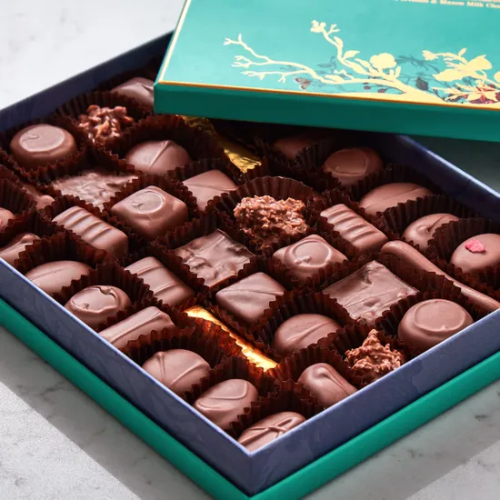 Milk Chocolate Selection Box, 470g product image