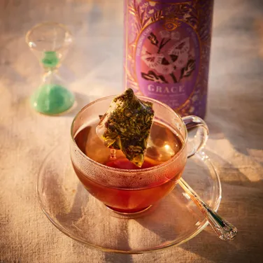 Grace Botanical Infusion Tin, 15 Silky Tea Bags, 37.5g